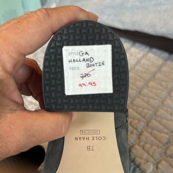 Cole Haan Grand Ambition Holland Grey Booties Size 7.0 New! - Picture 7 of 7